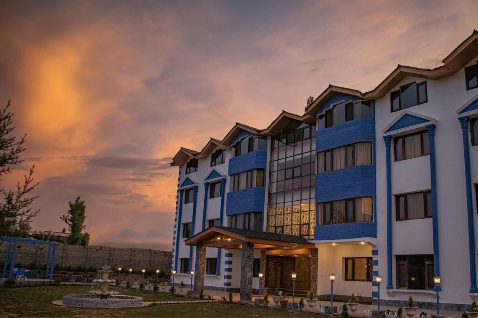 Echor Kashmir Holidays Resort Srinagar מראה חיצוני תמונה
